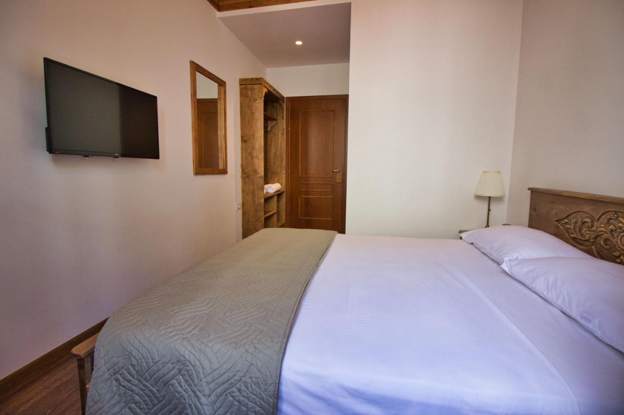 4 Rooms Gjirokastra Exterior photo