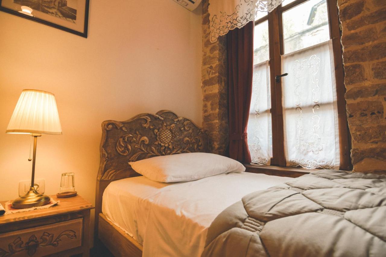 4 Rooms Gjirokastra Exterior photo