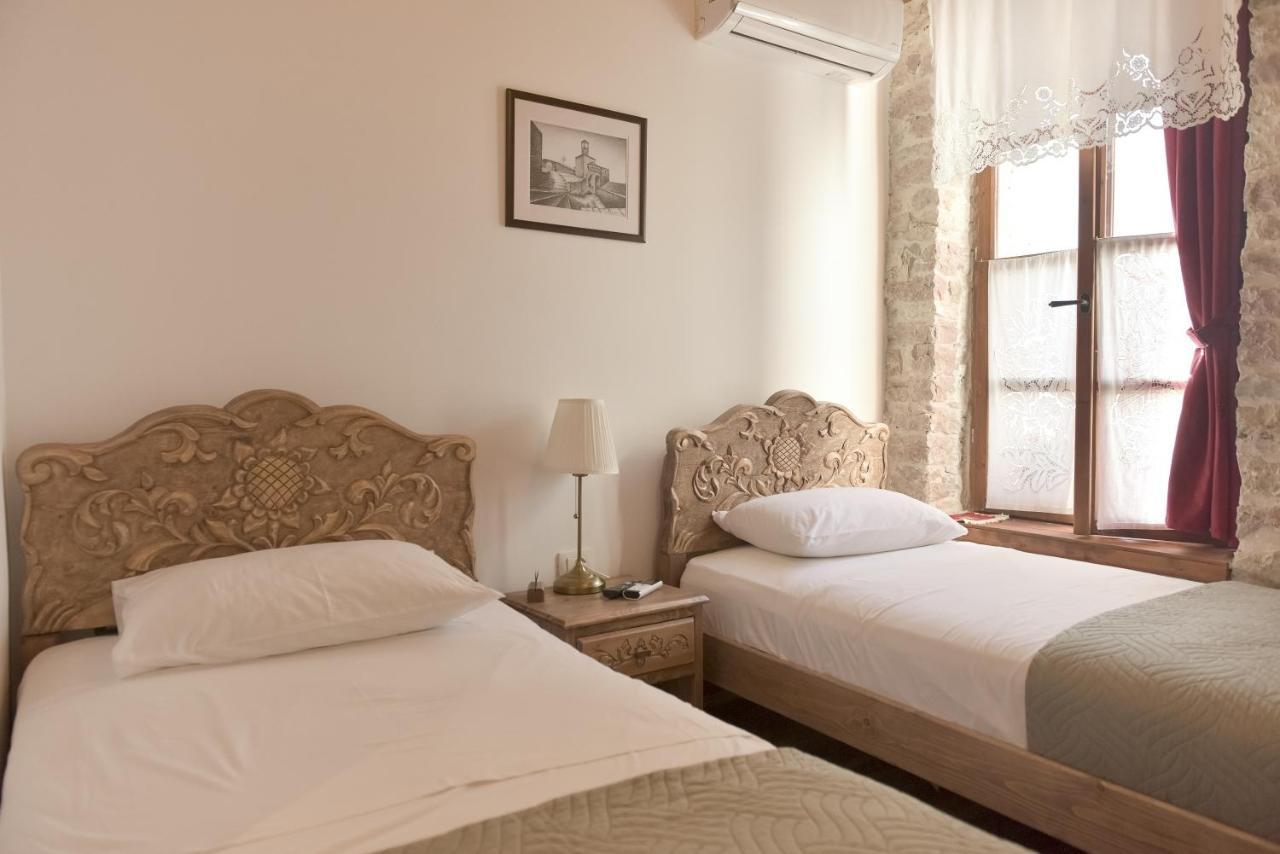 4 Rooms Gjirokastra Exterior photo