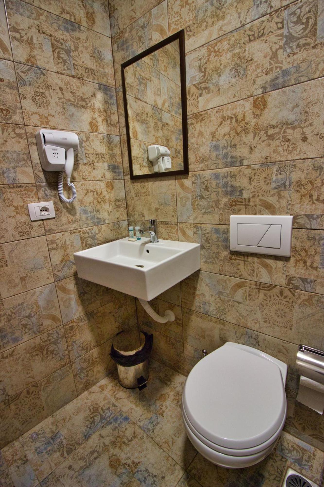 4 Rooms Gjirokastra Exterior photo
